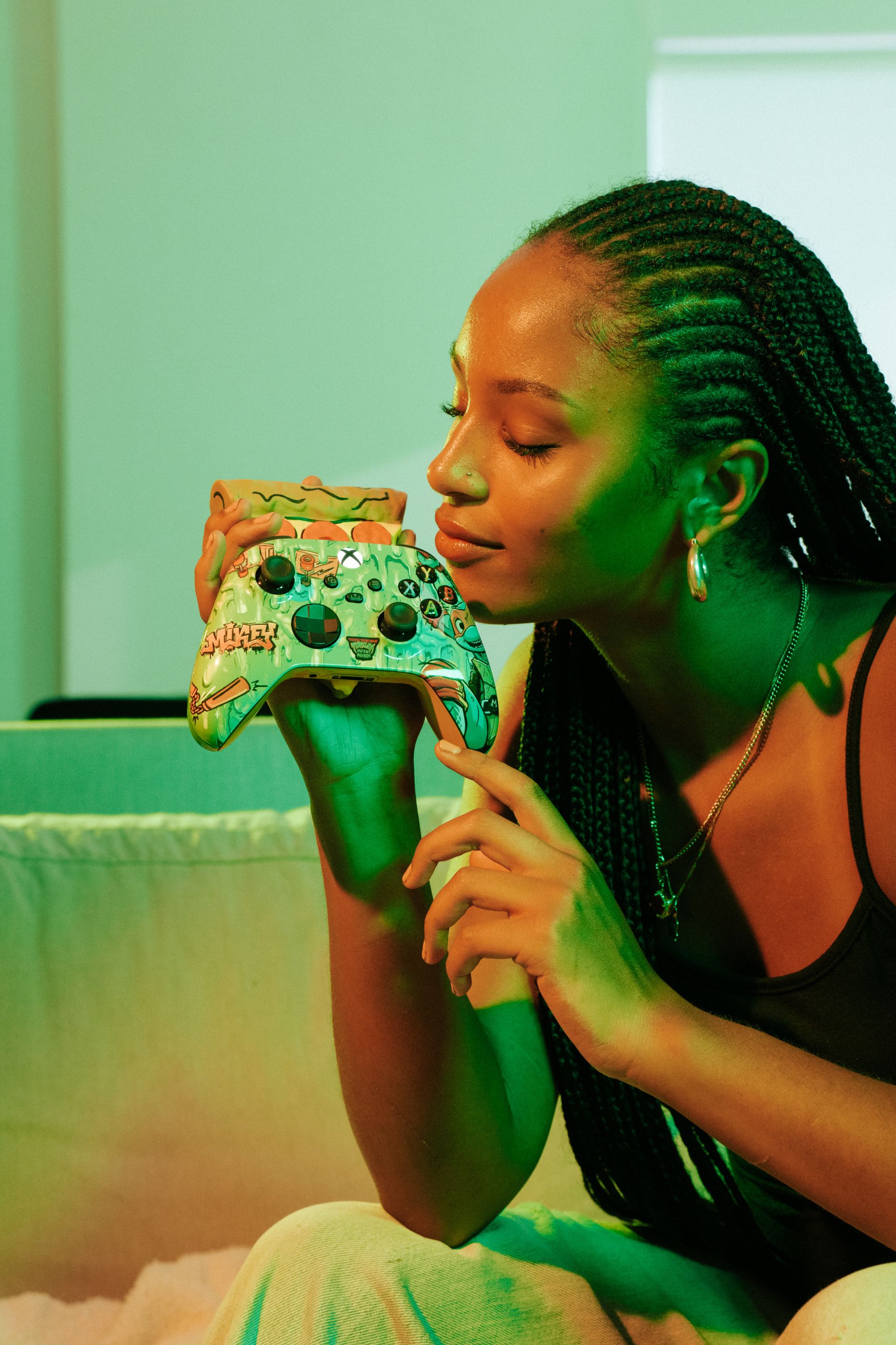 TMNT: Mutant Mayhem Controller In-line Asset