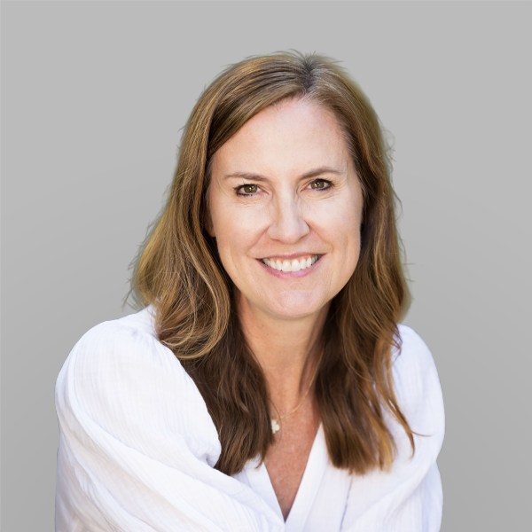 KIRSTEN WARD, CHIEF MARKETING OFFICER