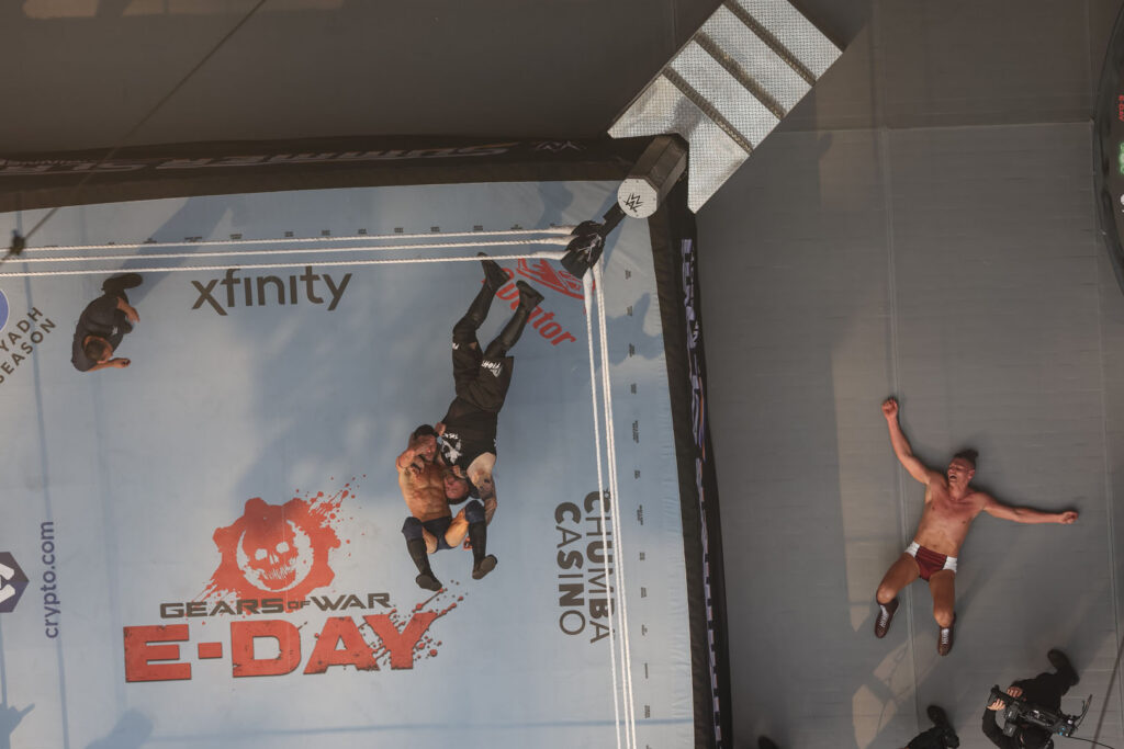 WWE Gears of War Image