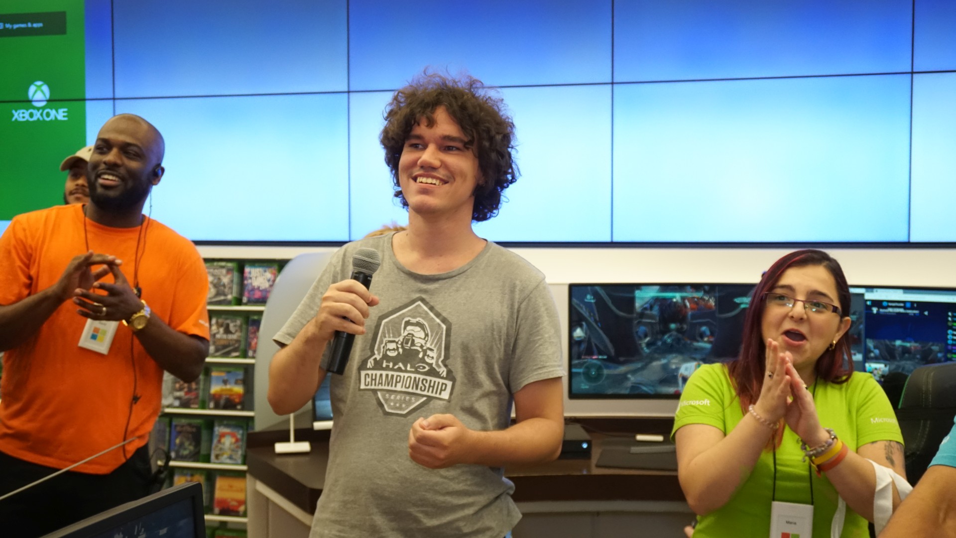Halo Champion "RyaNoob" Photograph